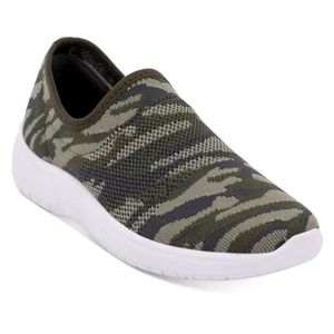 Aqua College Kady Camo size 6.5 shoes NEW